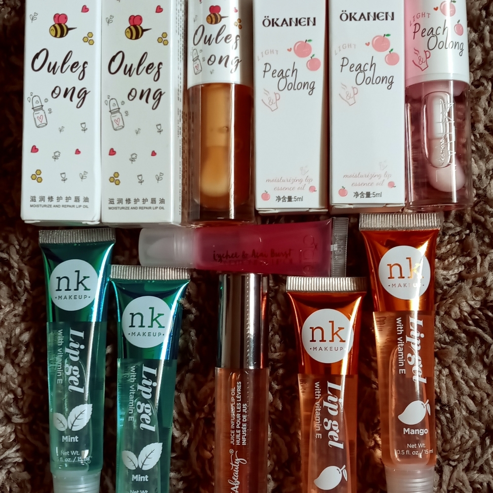 Lip oil bundle